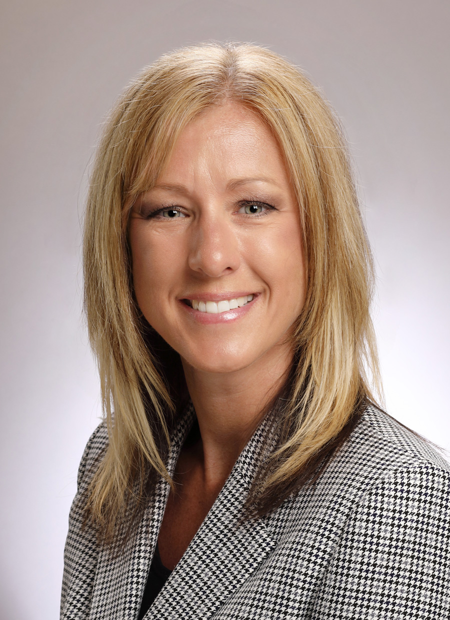 Cindy Dotson headshot